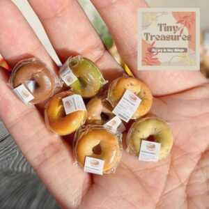 Miniature Bagel Set – Tiny Handmade Bakery Food for Dollhouse & Collectors (6 Styles)