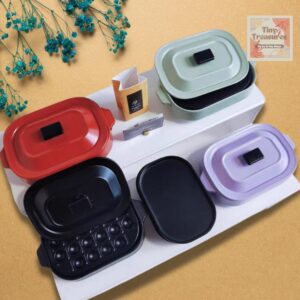 Miniature Cooking Pot & Grill Pan Set – 1:12 Scale Dollhouse Kitchenware – Tiny Cookware for Mini Food Display