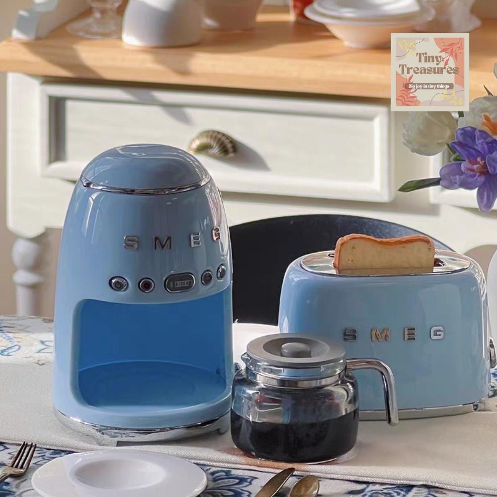 Miniature Kitchen Set – Kettle, Toaster, Coffee Maker, 6 Colors, 1:12 Scale Dollhouse