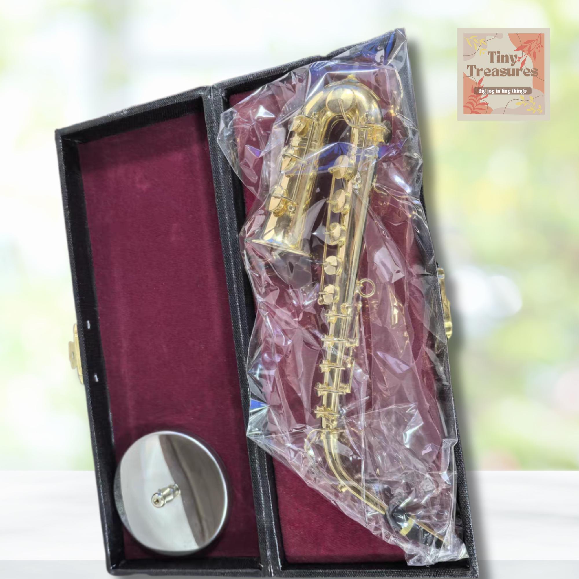 Miniature Saxophone Model – 1:12 & 1 6 Scale – 2 Sizes (16cm / 30cm) – Personalized Music Gift – Custom Engraving Available – Jazz Decor
