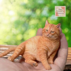 Miniature Cat Figurine | Lazy Sitting Pose | 1:6 Scale Dollhouse Pet | 5 Color Styles | Cute Kitty Collectible | Tiny Home Decor